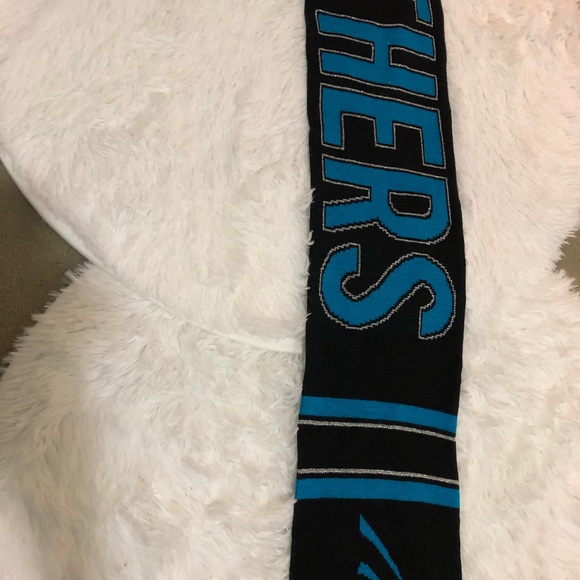 Women’s NFL Panthers scarf - Picture 4 of 5